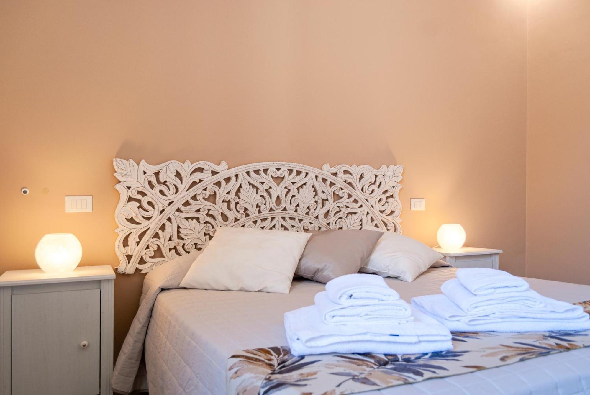 La Pigna Bianca Suites Λέτσε Εξωτερικό φωτογραφία
