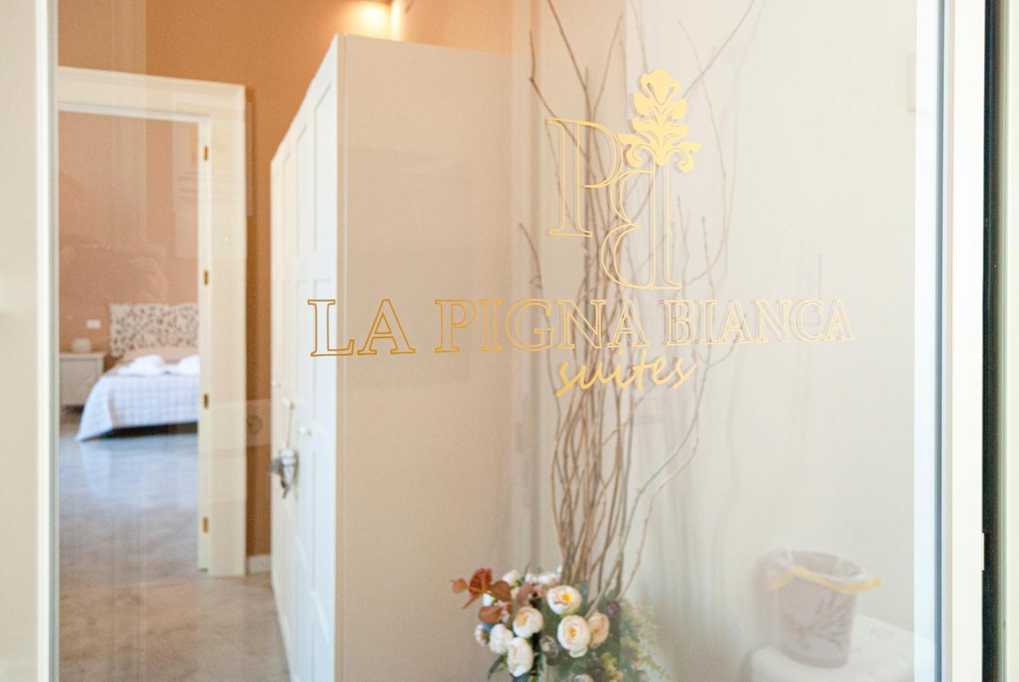 La Pigna Bianca Suites Λέτσε Εξωτερικό φωτογραφία